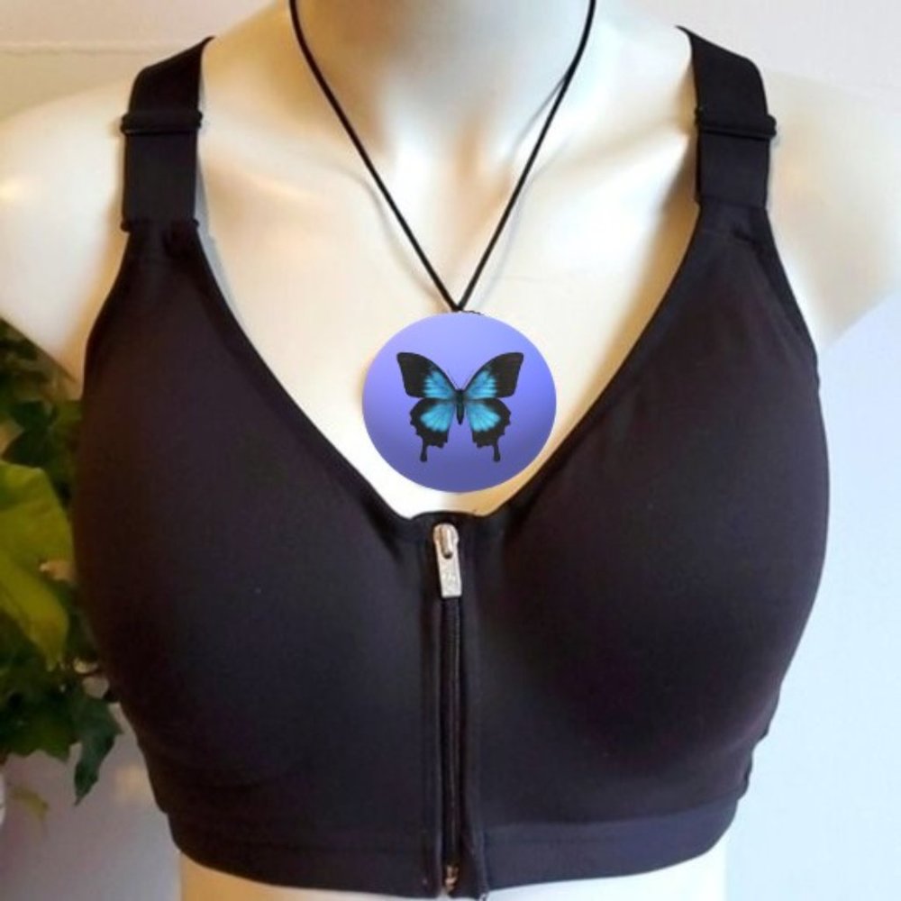 Victoria's Secret sports bra black zip front, 36D ❤️